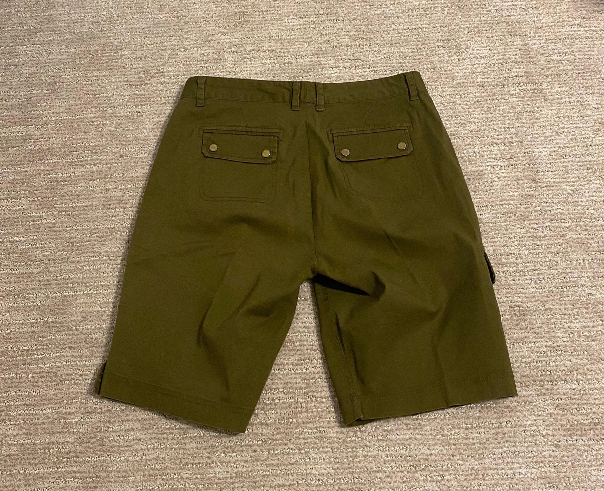 Green Bermuda Shorts - Image 4