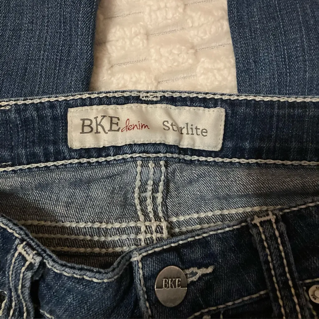 BKE Women's Starlite Jeans in Deep Blue - Image 4