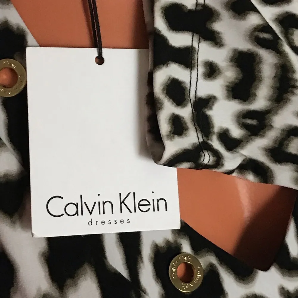 Calvin Klein Black and White Patterned Dress - Image 4