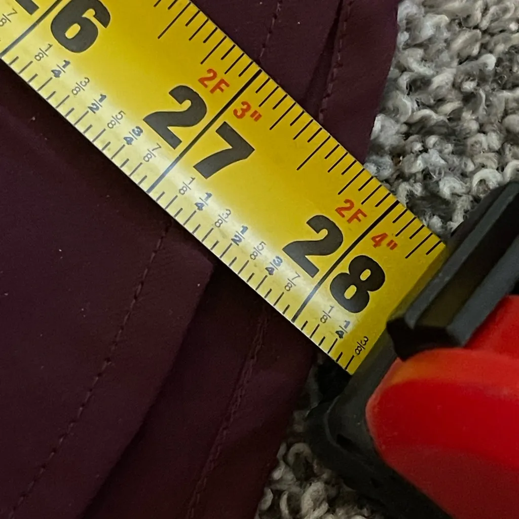 Isaac Mizrahi Live Burgandy Lace Applique Button Front Long Sleeve Blouse Top M - Image 7