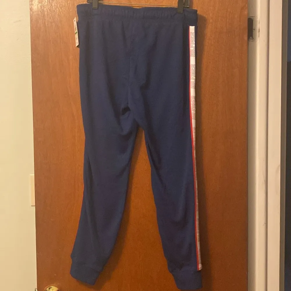 Tommy Hilfiger Large Blue Sweatpants. - Image 5
