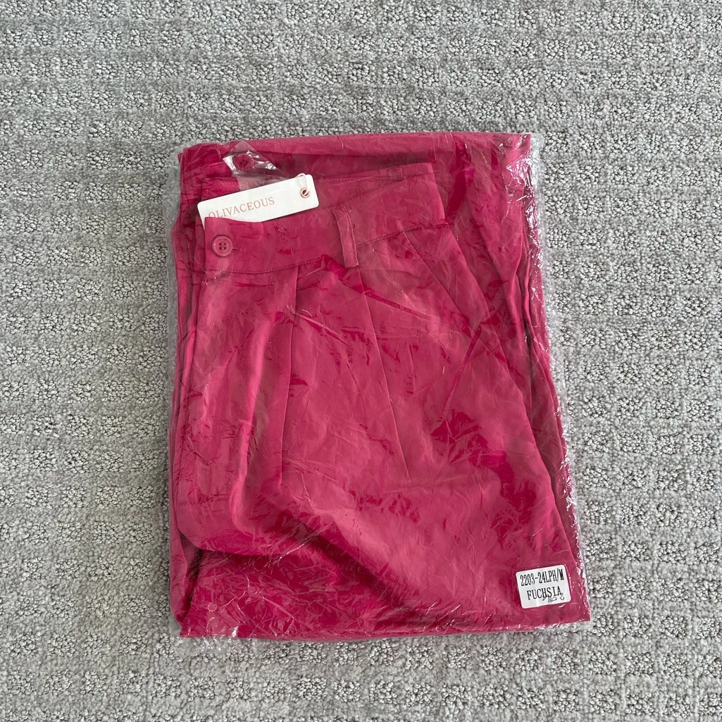 NWT Pink / fuchsia Dress Pants (shiny satin-like material) - Image 8