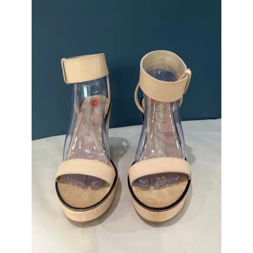 Elizabeth and James NUDE E-Brit Wedge Sandal SZ 9.5 - Image 3