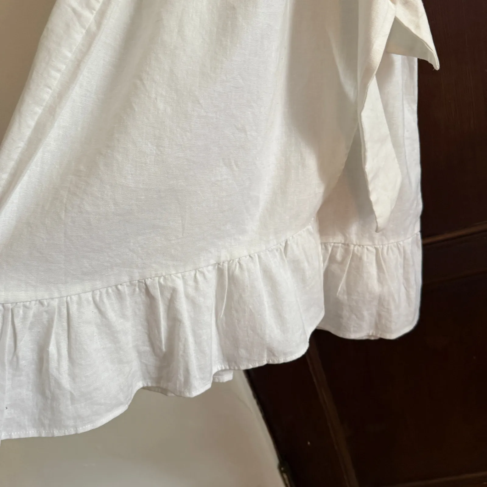 SAKS FIFTH AVENUE | White Linen Off Shoulder Ruffle Hem Dress | Small - Image 5