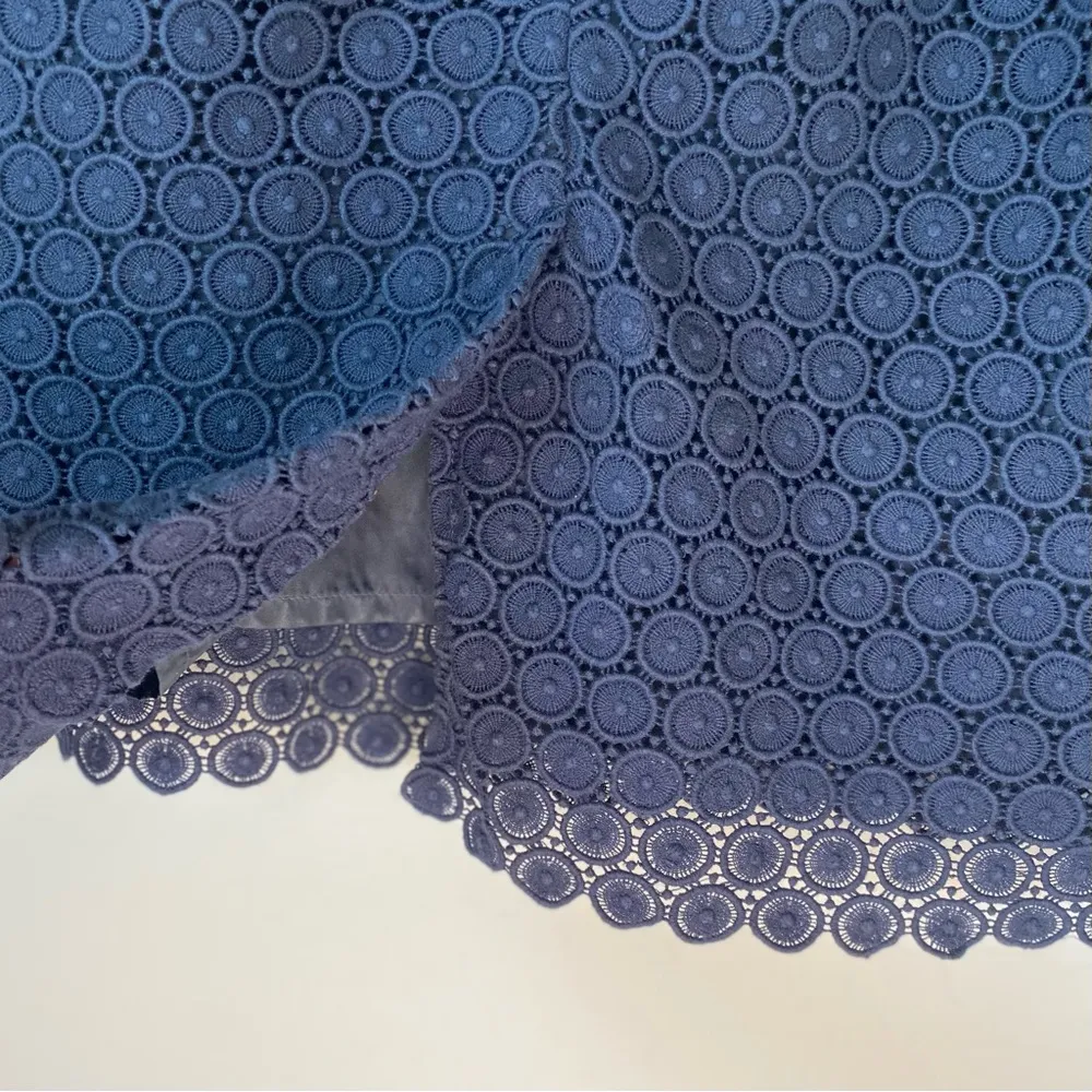 Cynthia Rowley Navy Blue Eyelet Pencil skirt sz 4 - Image 3