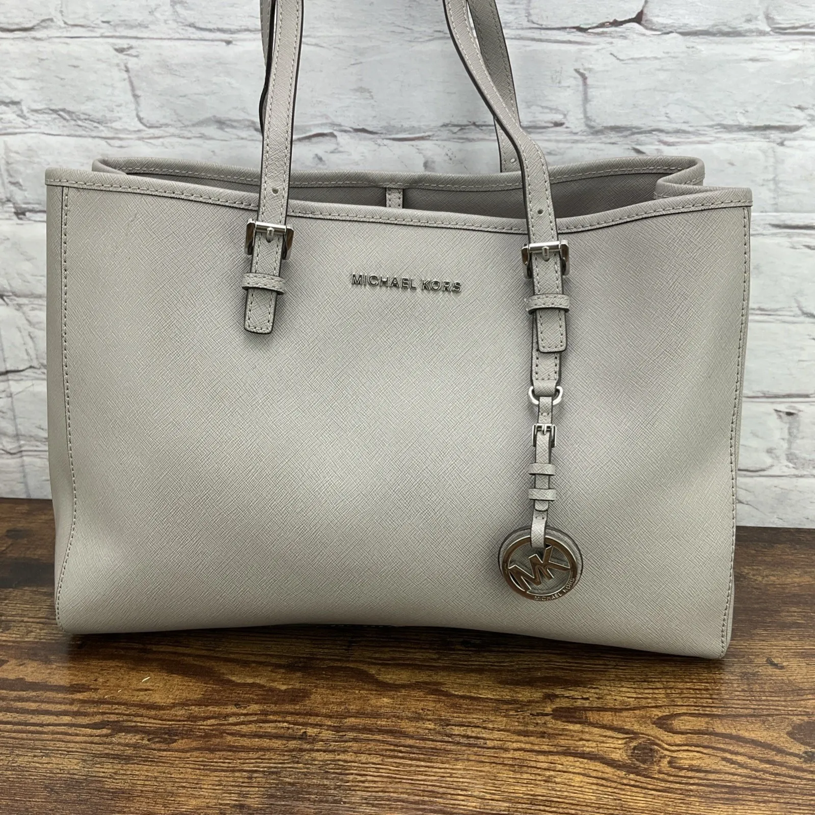 Michael Kors Light Gray Saffiano Leather Jet Set 3 With Compartments - Image 2