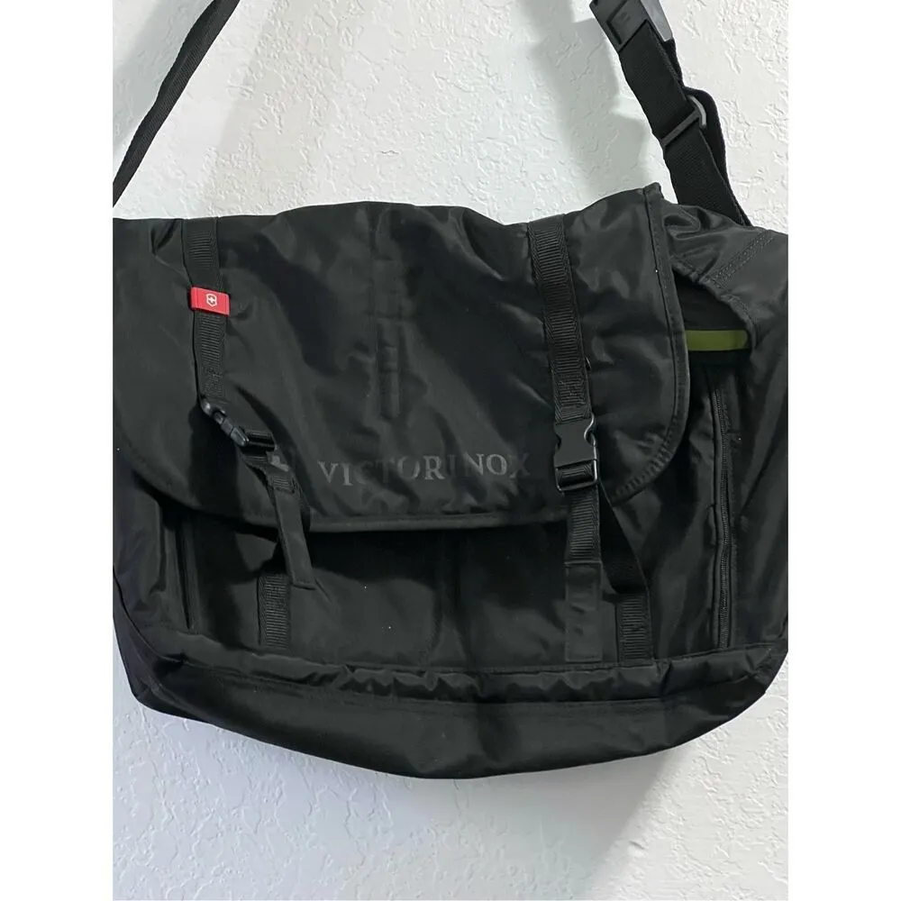 Victorinox Swiss Army Black Cross Body Messenger Bag Computer Business Case - Image 3