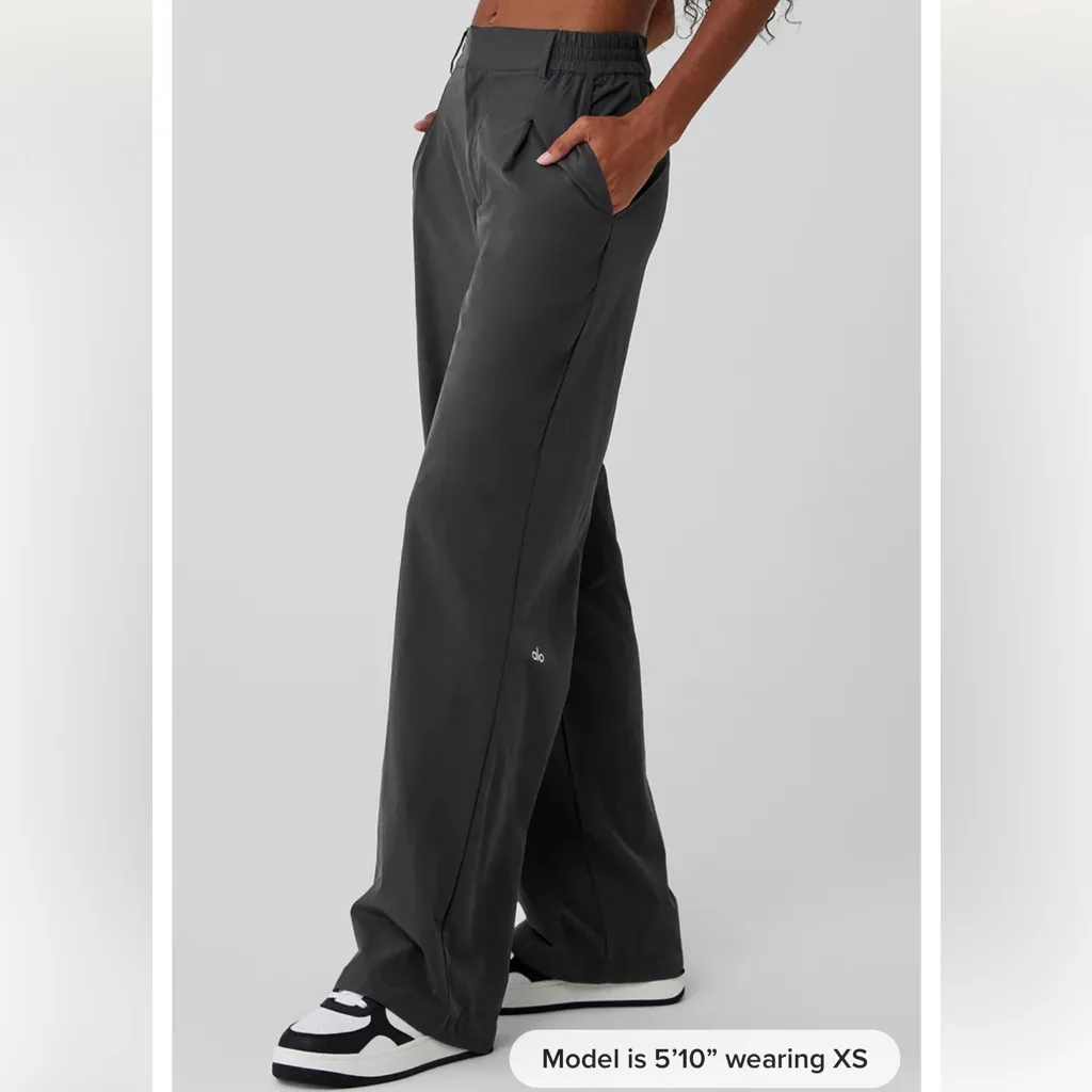 ALO Yoga Women's Grey Pursuit high waist Straight-Leg Pants - Image 3
