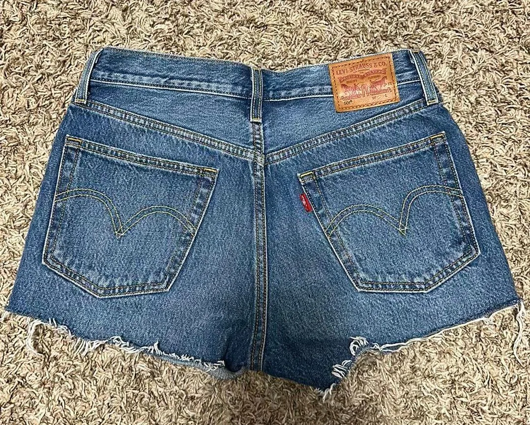 Levi’s 501 Shorts Jeans Denim - Image 2
