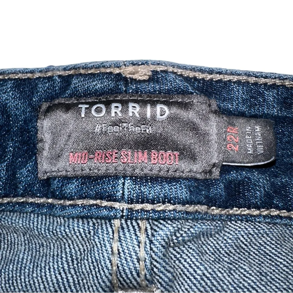 Torrid Mid-Rise Slim Boot Medium Wash Jeans Size 22R - Image 6