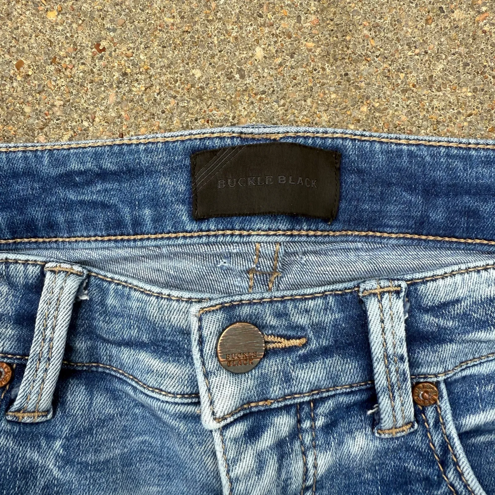 Buckle Black Fit No 75 Ankle Skinny Jeans Size 31 Light Blue Distressed Fray Hem - Image 3