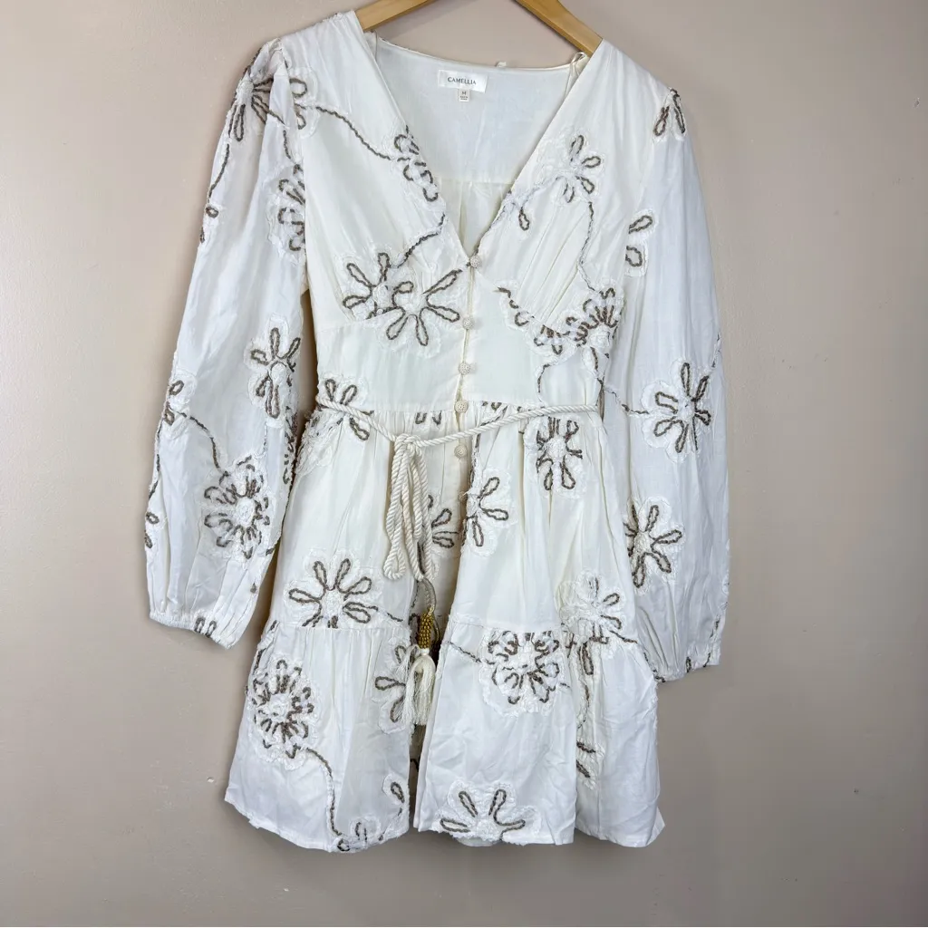 Camellia Embroidered Mini Dress Cream Tunic Style with Floral Embroidery Size M White Size M - Image 2