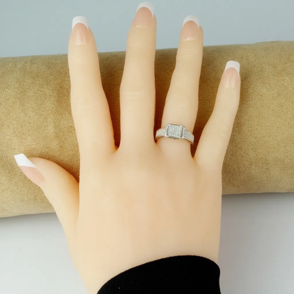 1/4 Carat Weight Diamond Ring Gold Plate 925 Sterling Silver 7 EUC - Image 4