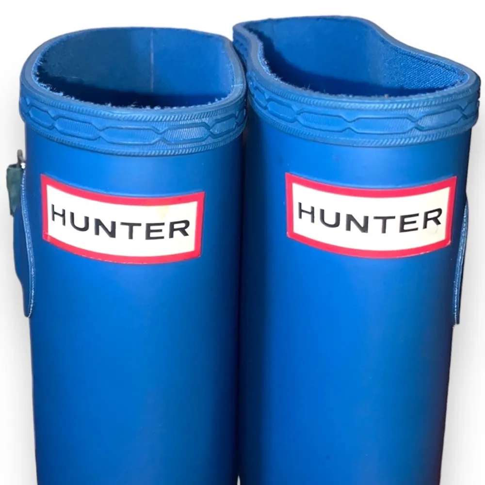 HUNTER blue tall rain boots - Image 3