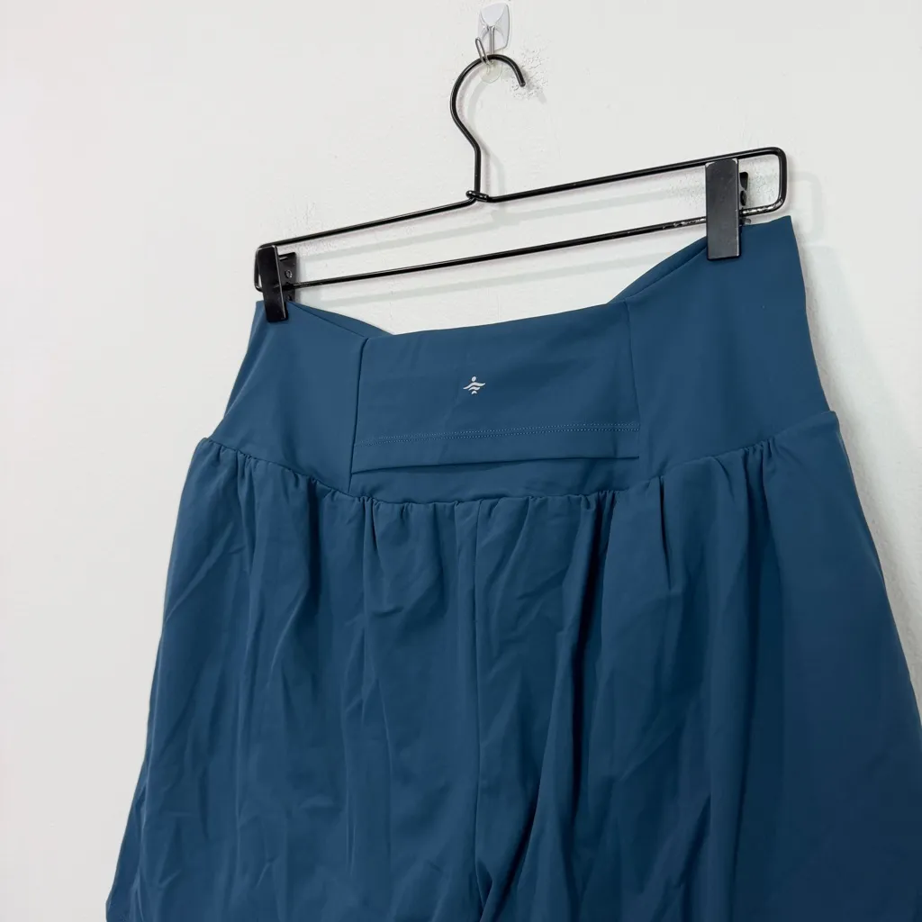 Halara Softlyzero Airy Super High Waisted Cool Touch Yoga Shorts 7" with Pockets - Image 5