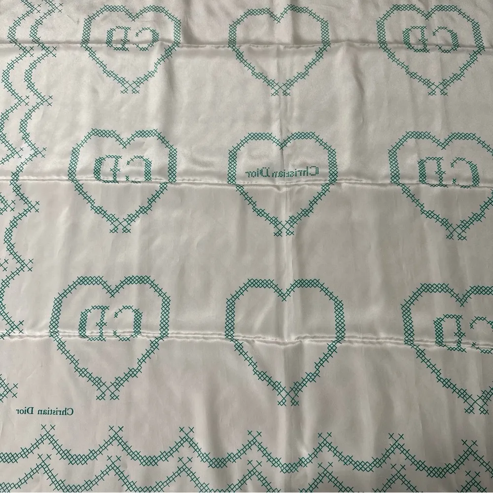 🇫🇷  Silk Neckerchief - Image 3