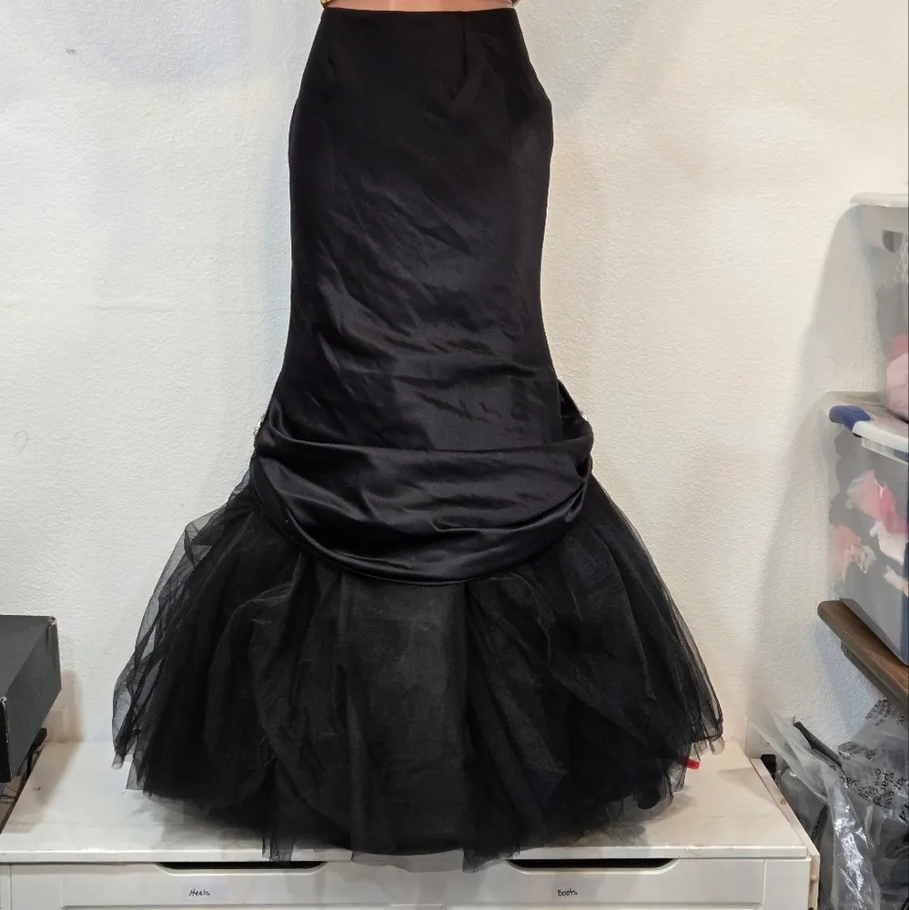 Tiffany Designs Black Maxi Skirt Side Rhinestone Buckle Design Sz 12 - Image 15