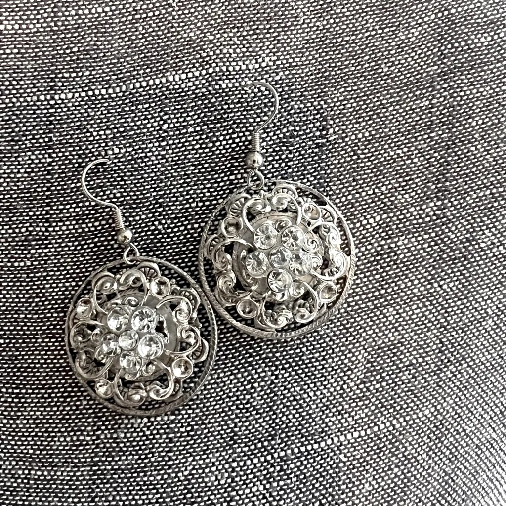 Artisan Crafted Vintage Style Silver & Rhinestone Matching Necklace Earrings Set - Image 2