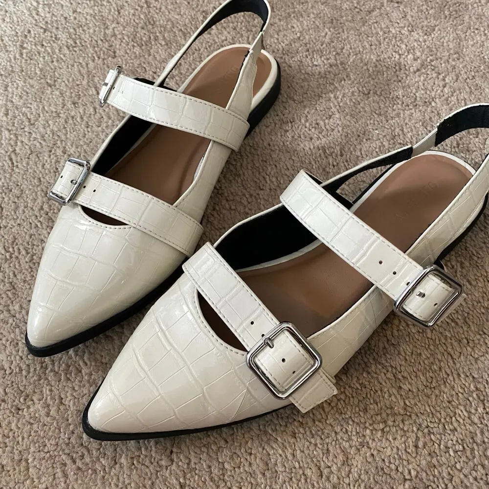 Old Navy Cream Snake Pointed Toe Buckle Flats Size 8 - Image 4