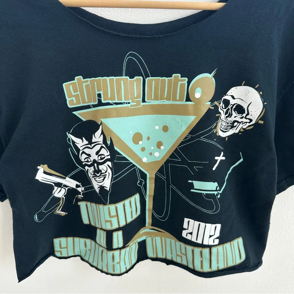 Strung Out Black Off the Shoulder Cropped Tee Size M - Image 2