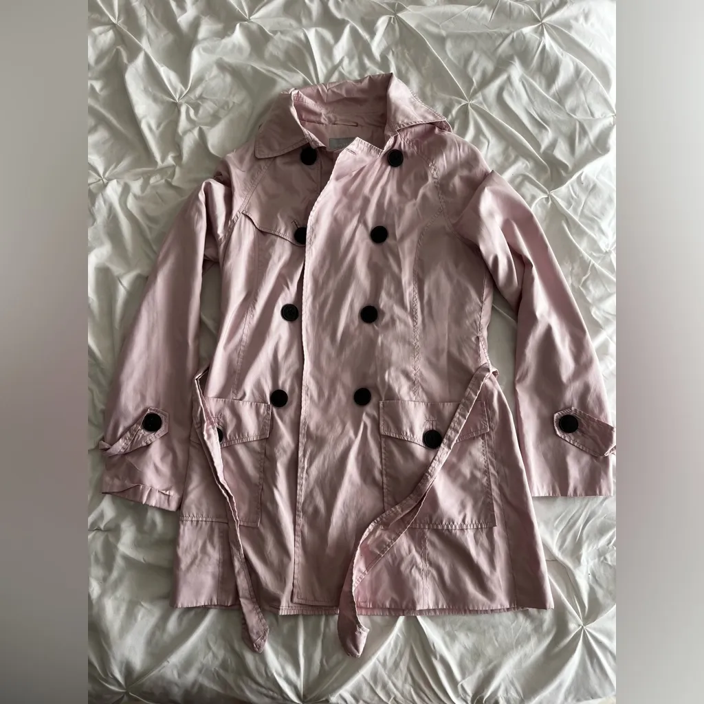 Madison Light Pink Trench Coat with Black Buttons Size 34 - Image 2