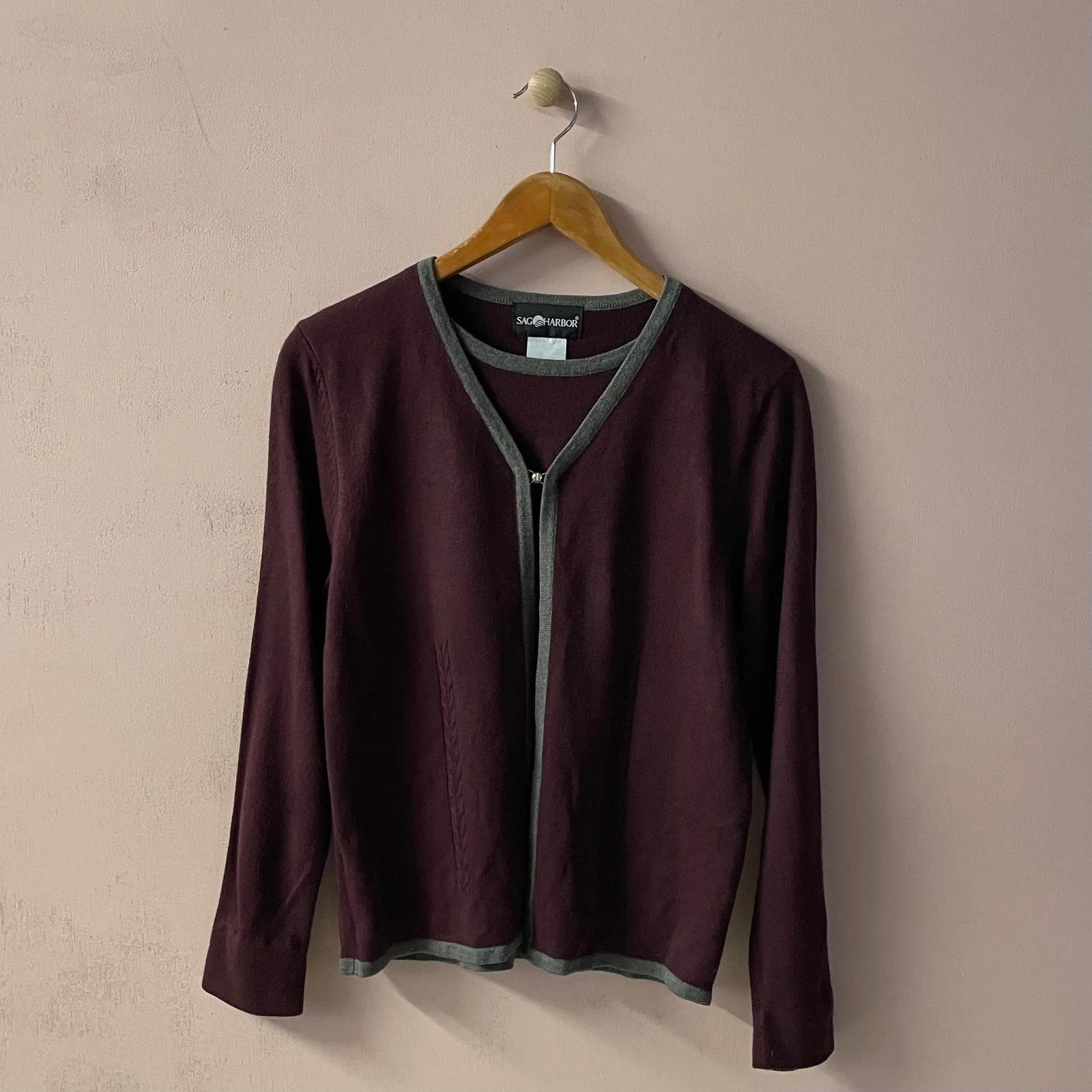 Vintage Sag Harbor Acrylic Burgundy/Wine & Gray Trim Grandma Cardigan Sz S GUC - Image 9