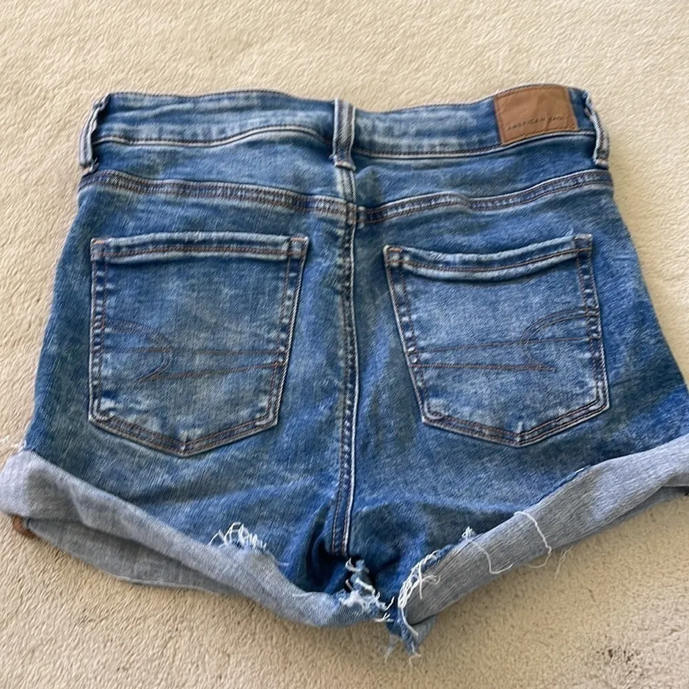 American Eagle AE Next Level Hi-Rise Shortie Denim Distressed Shorts - Image 5