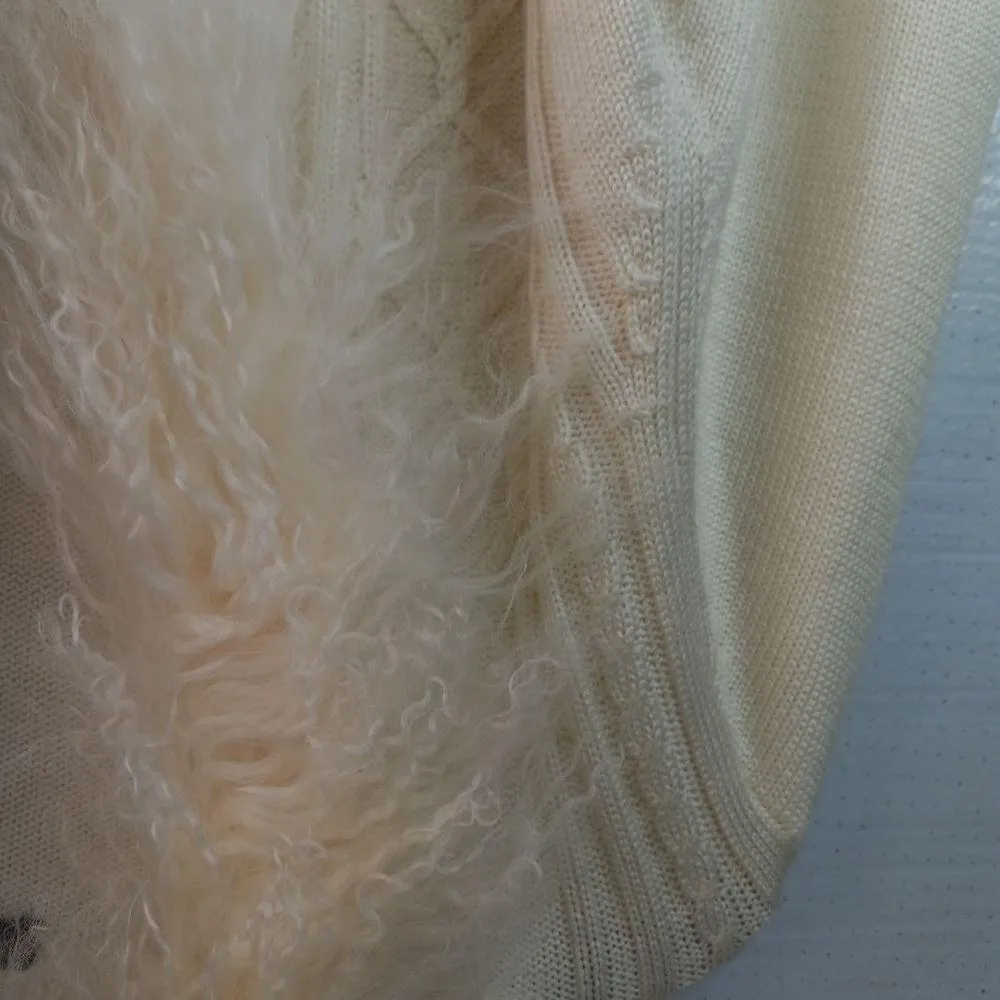 Elegant M Cable Knit Cream Cardigan Sweater with Alpaca Fur Collar Size M - Image 9