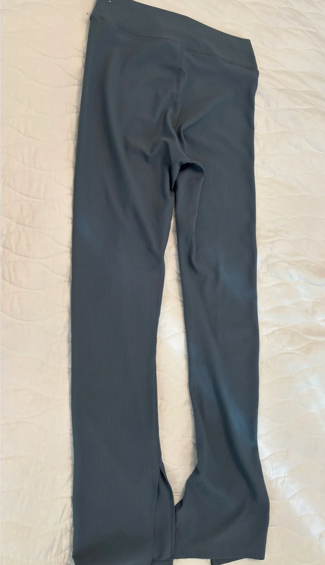 Old Navy  Powersoft Leggings Ribbed - Image 4