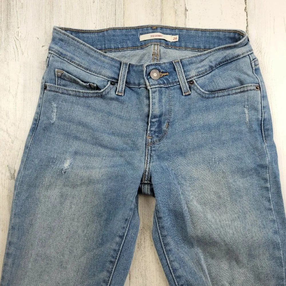 Levis 711 Skinny Womens Distress Jeans Denim Size 26 (25x28.5) EUC - Image 5