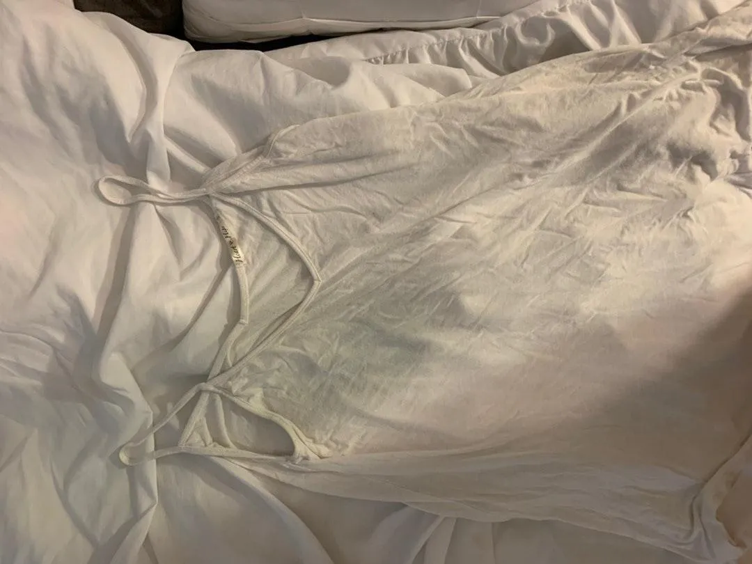 Forever 21 White Flowy Tank Top - Image 4