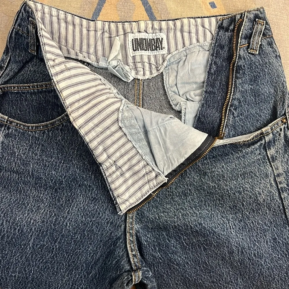 Vintage 80s Union Bay high-rise pleated taper ankle slant zip jeans 28” waist - Image 4