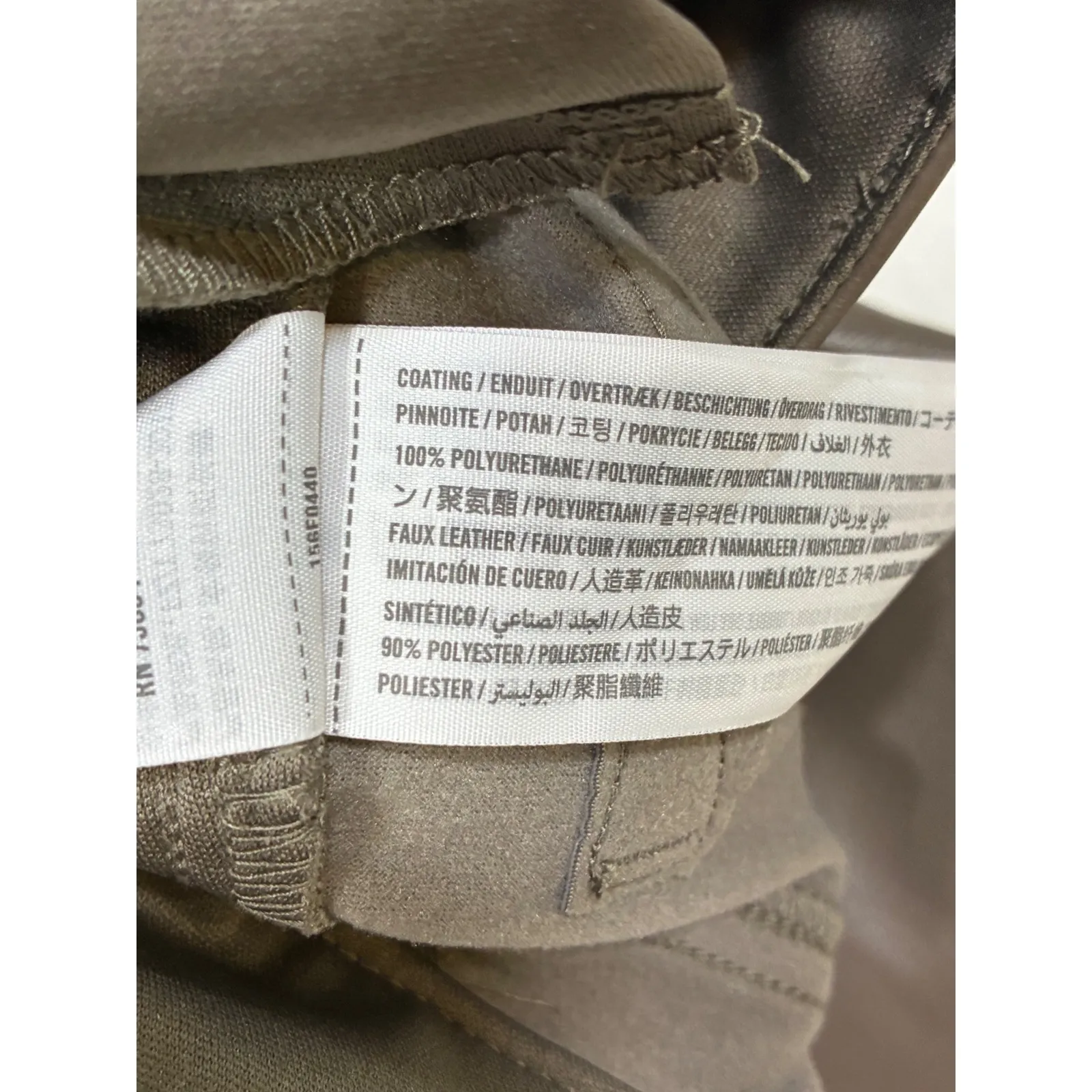 EUC Abercrombie‎ & Fitch 90s Straight Ultra High Rise Faux Leather Pants 25/0s - Image 5