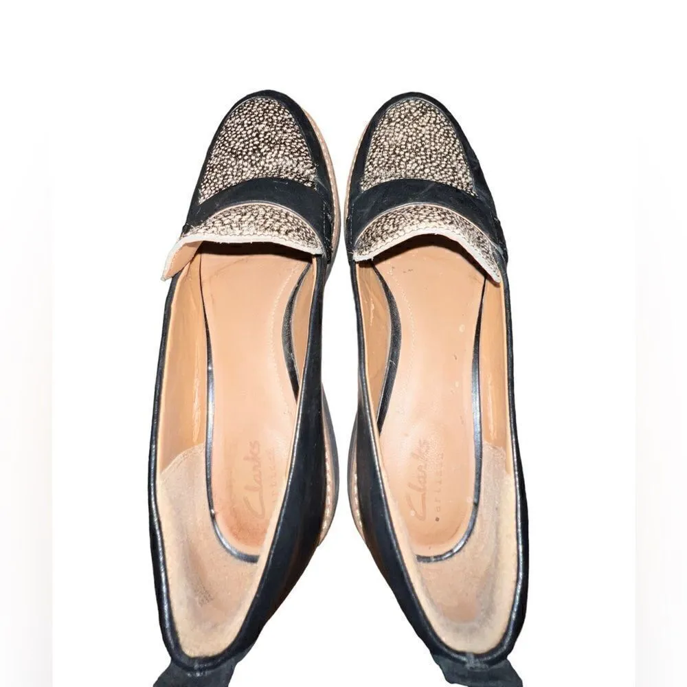 Clarks Artisan black leather loafers with faux feather detail women’s size 7 - Image 5
