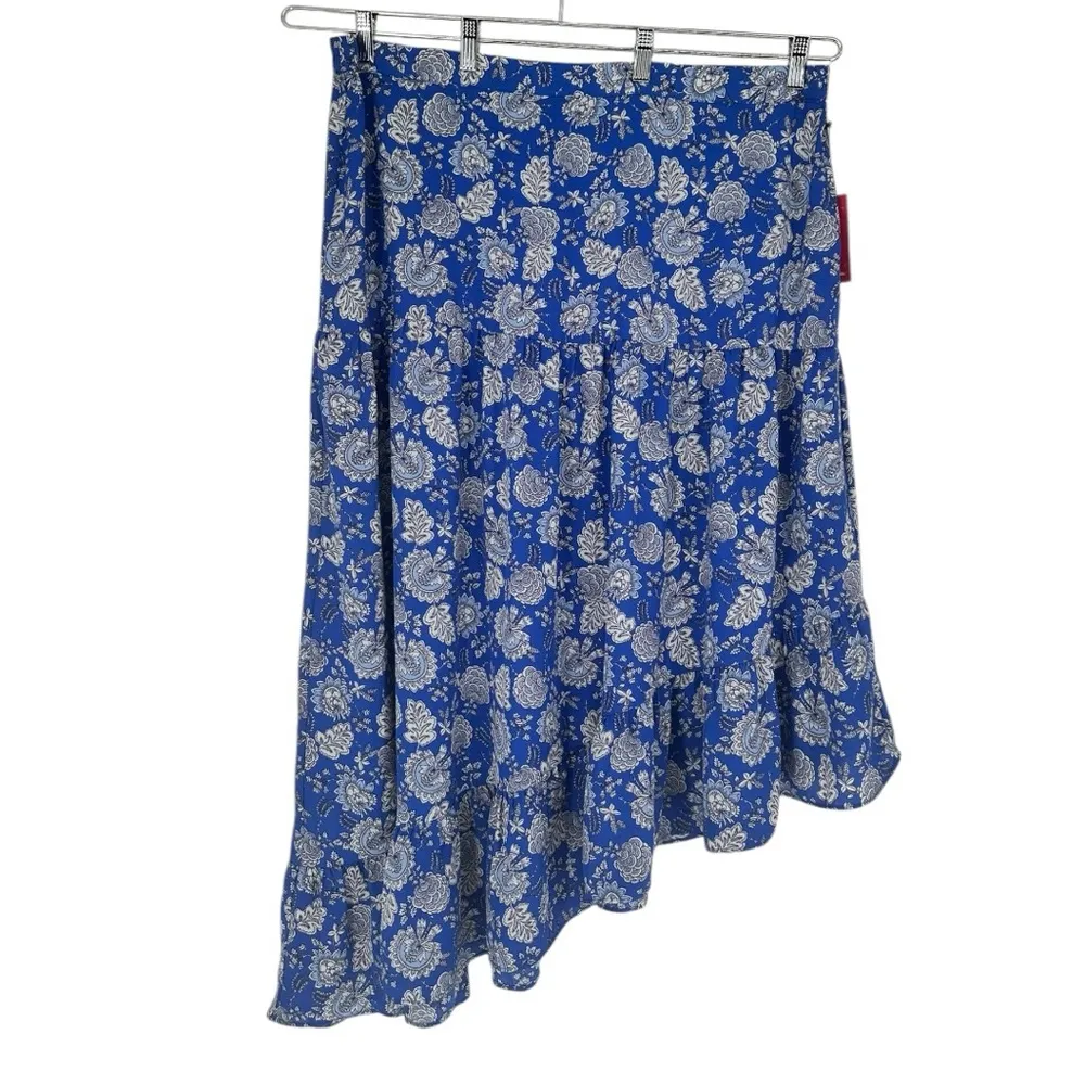 Vince Camuto Asymmetrical-Hem Maxi Skirt size 2X Blue Floral Print - Image 3