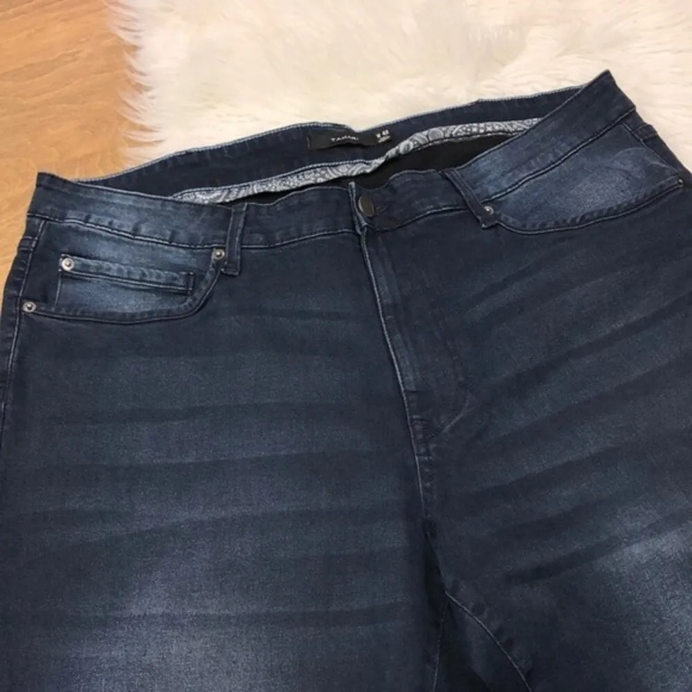 Tahari plus size waist 42 dark wash blue jeans - Image 2