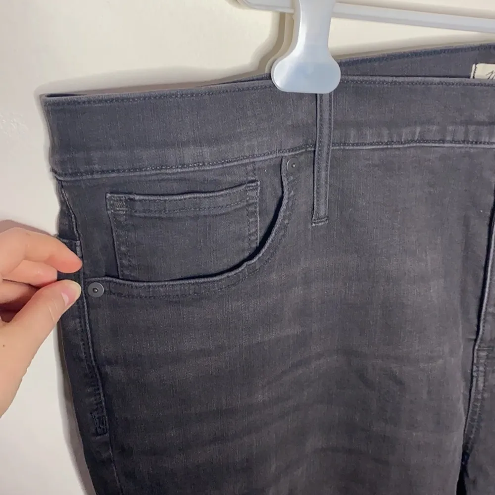 Madewell 9" Mid-Rise Skinny Jeans in Black Sea plus size 37 - Image 7