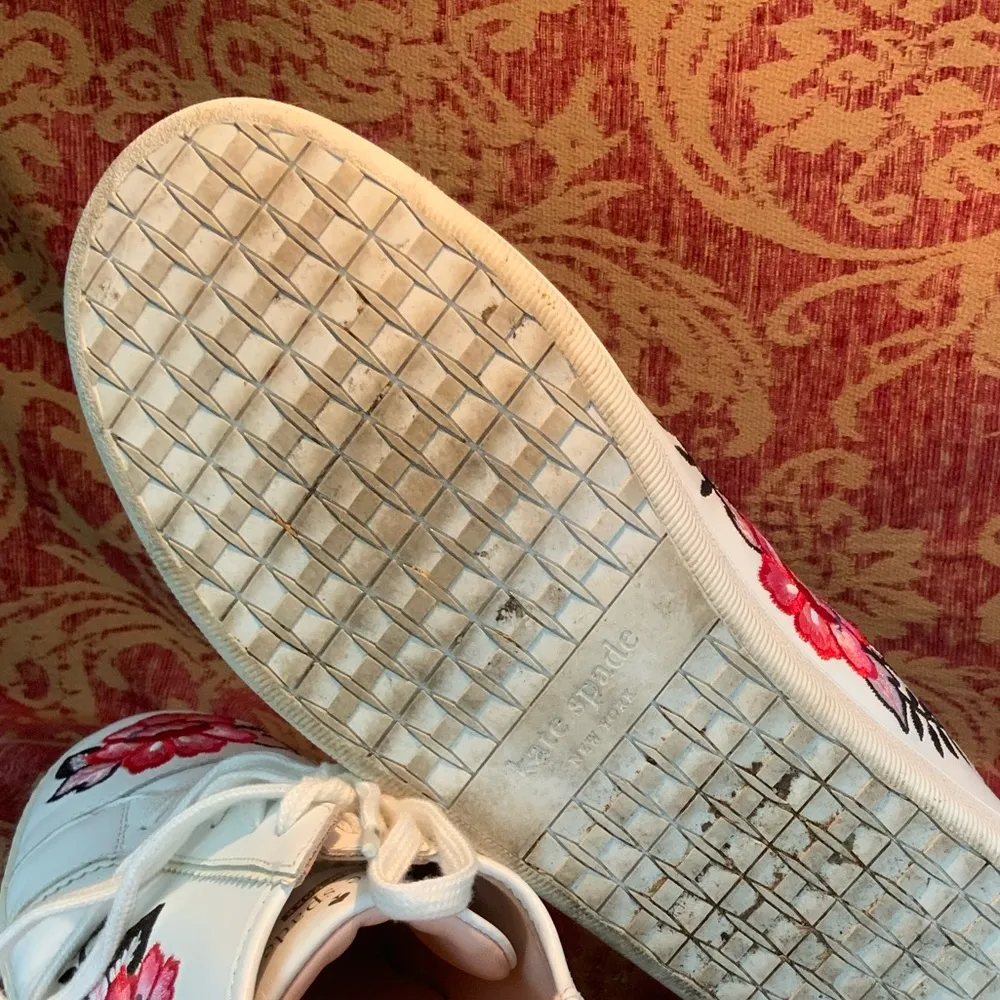 Kate Spade US10 women’s embroidered sneakers shoes - Image 7