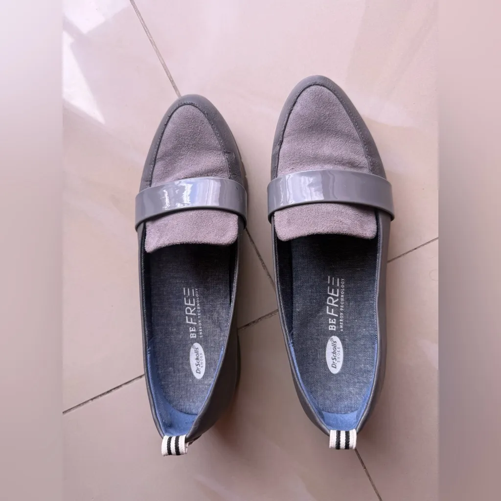 Dr. Scholl's Gray Loafers Dr. Scholl's Webster platform loafers in gray. Size 7M - Image 2