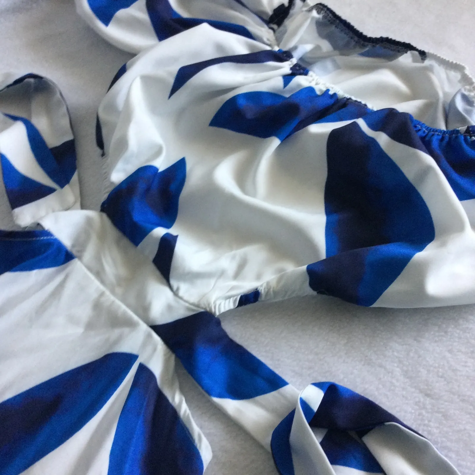 Womens White Blue Floral‎ Print Off Shoulder Cutout Maxi Dress size S - Image 4