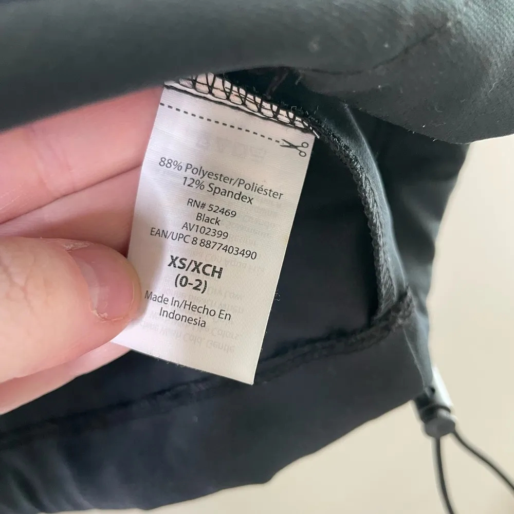 Avia Black Hooded 1/2 Zip XS - Image 3