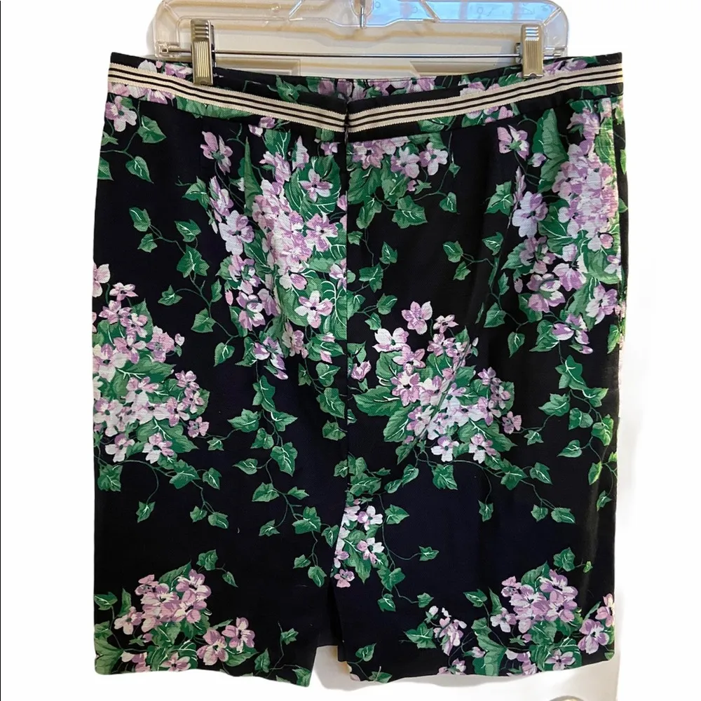 Talbots The Oprah Magazine Collection Size 14P Navy Floral Ribbon Trim Skirt. - Image 3