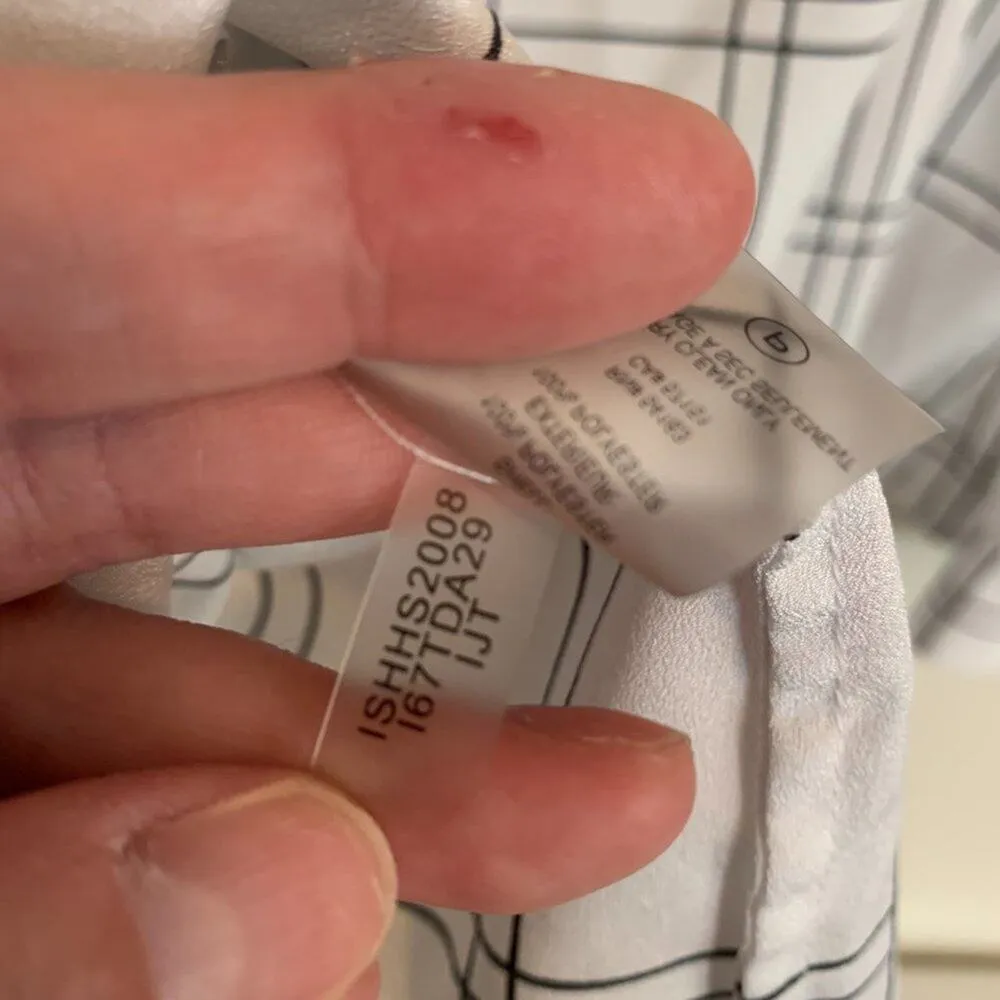 Ivanka Trump Womens Size Small Blouse White and Black Dress Shirt Silver Buttons - Image 9