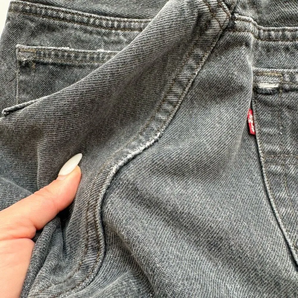 Levi’s 501 Cut Off Denim Furst Of A Kind Gray Button Fly Size 31 X 34 High Rise - Image 8