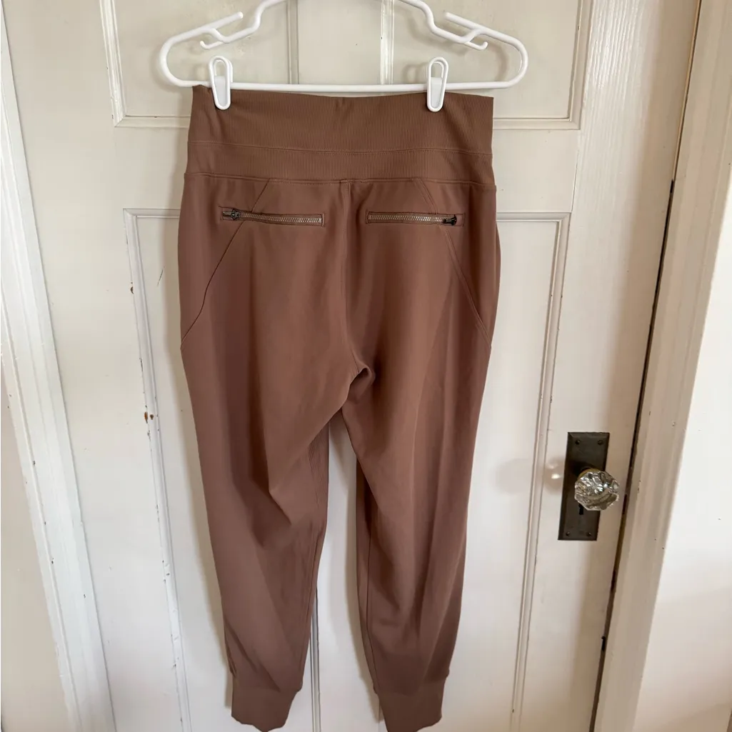 Athleta Venice Jogger size small. Mocha brown color - Image 3