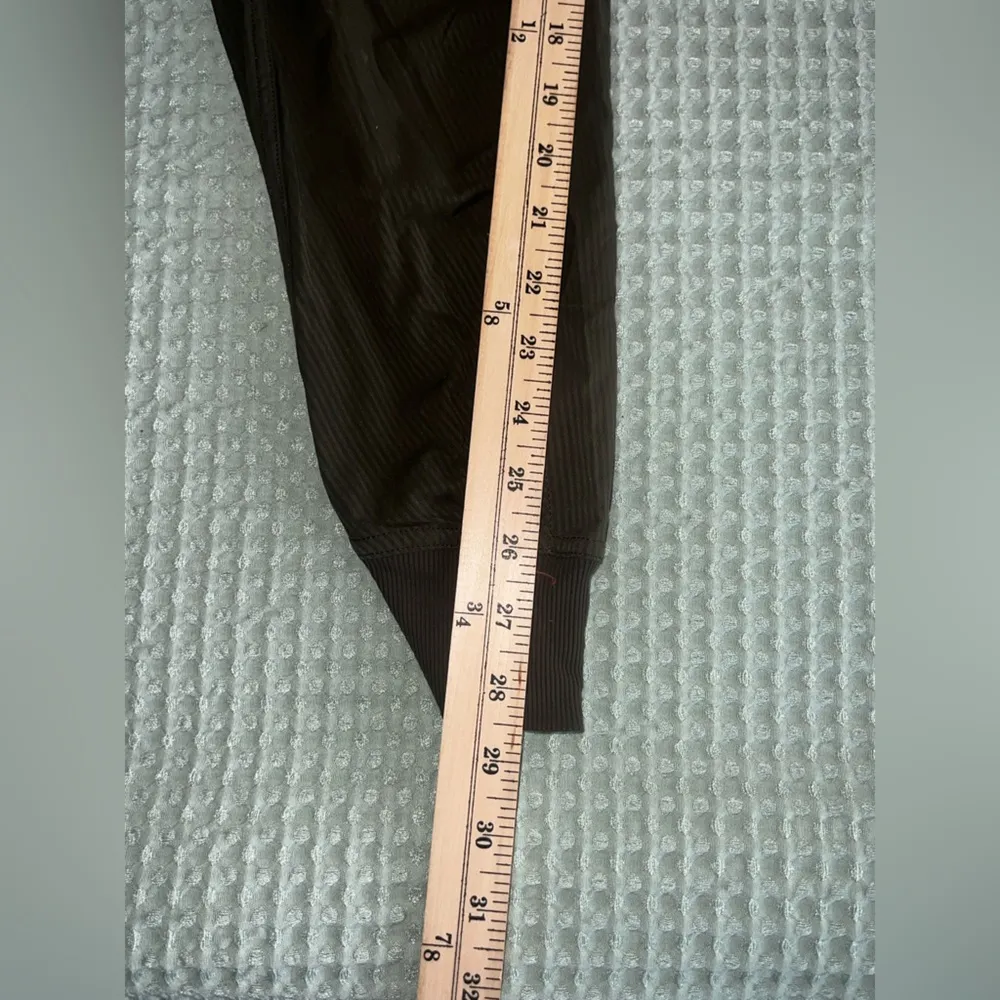Lululemon  Dance studio jogger
Size 4 - Image 2