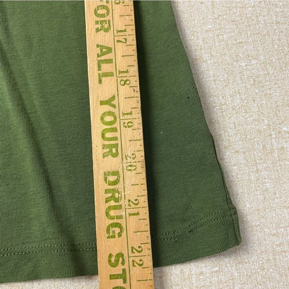 J Crew Long‎ Sleeve V Neck Fitted Tee Women’s Medium Olive Green Top- FLAWED - Image 9