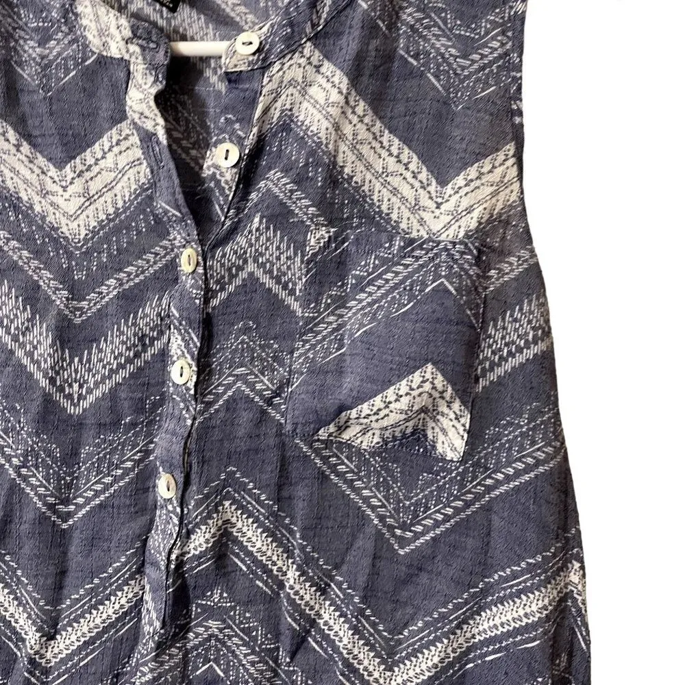 About a Girl LA blue and white chevron lightweight sleeveless summer top sheath - Image 5