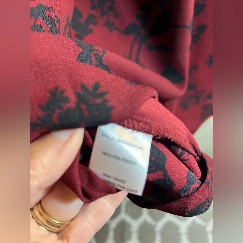 41 Hawthorn Burgundy Black Floral Blouse plus 3X business casual flutter vneck Red - Image 10