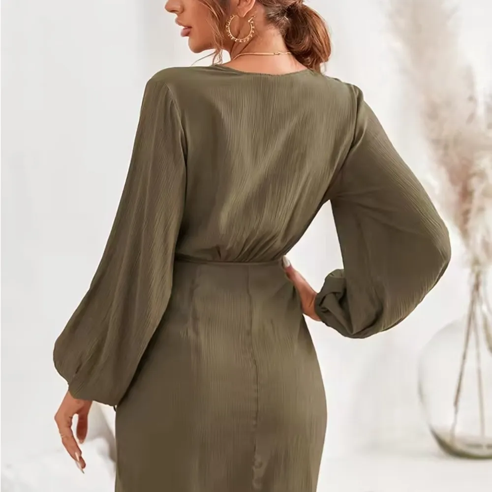 Cupshe Madelyn Peasant Sleeve Wrap Dress NWT Small - Image 2